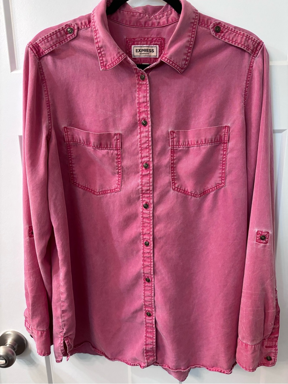 Express Boyfriend Button-Up Shirt in Pink